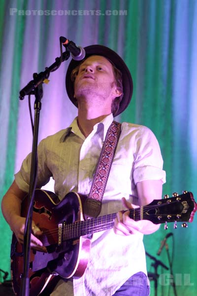 THE LUMINEERS - 2013-03-07 - PARIS - Le Trianon - Wesley Keith Schultz